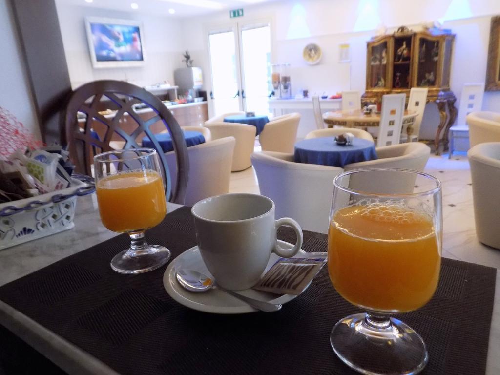 Hotel Residence Villa Del Mare Ρίμινι Εξωτερικό φωτογραφία