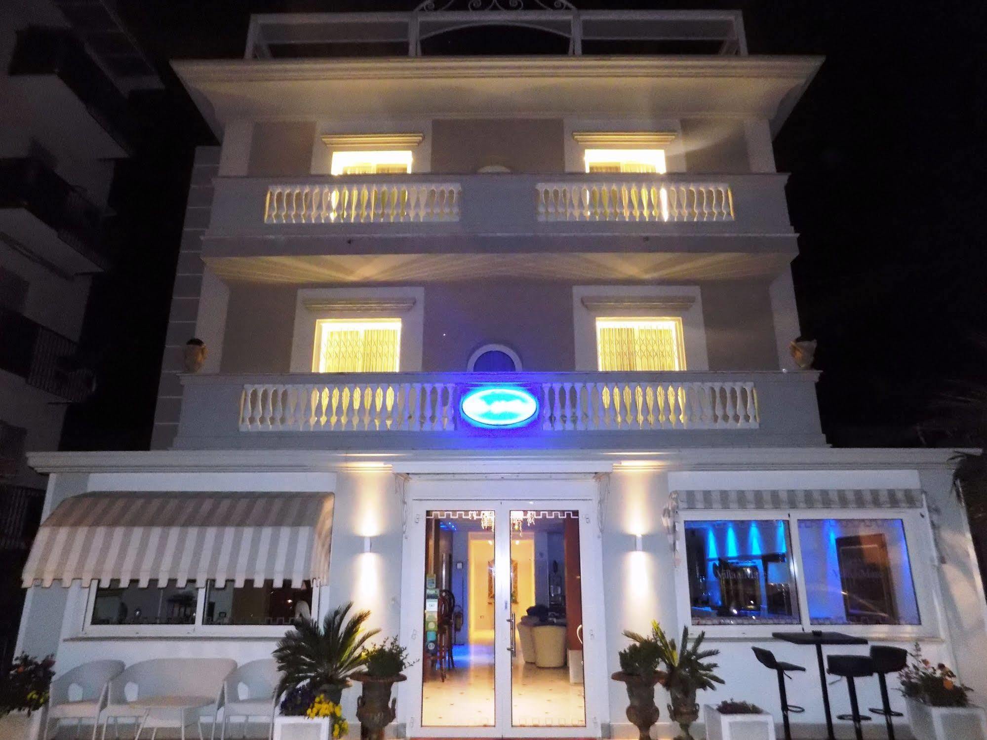 Hotel Residence Villa Del Mare Ρίμινι Εξωτερικό φωτογραφία
